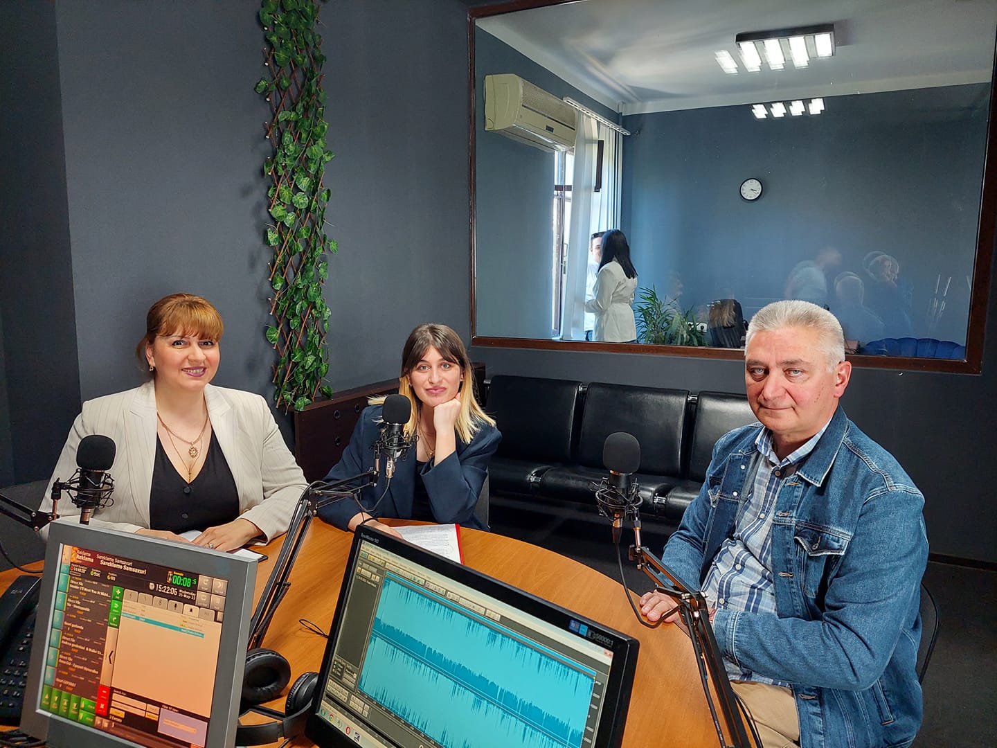 რუბრიკა: რადიო  ექსკლუზივი, I ნაწ.